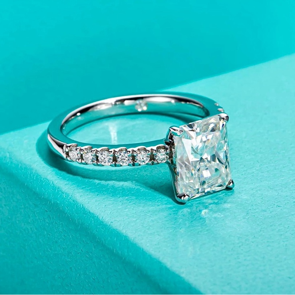 3.3 Carat Radiant Cut Moissanite Diamond Engagement Ring SIZE 10